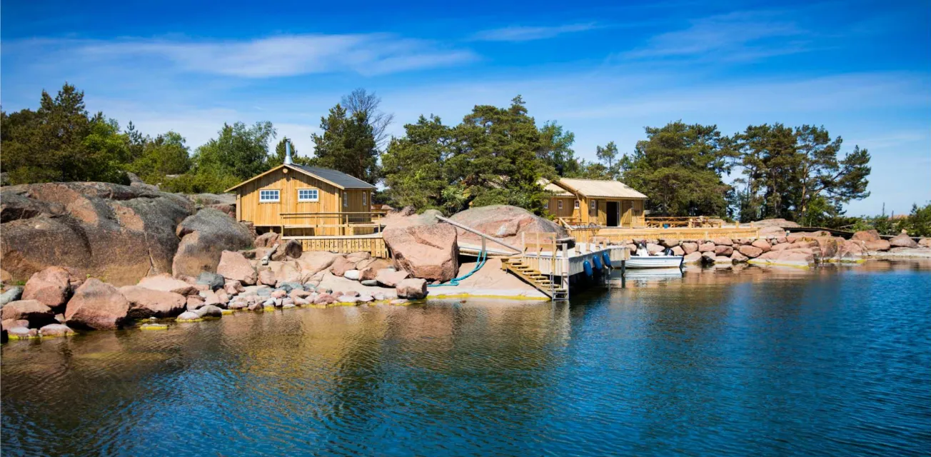 Bastu och Saltarbod på Klobben vid Silverskär Islands på Åland.