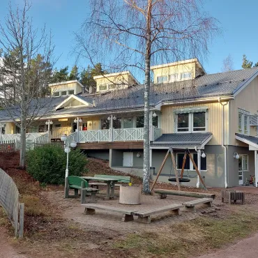 Fasadmålning, Degerby daghem